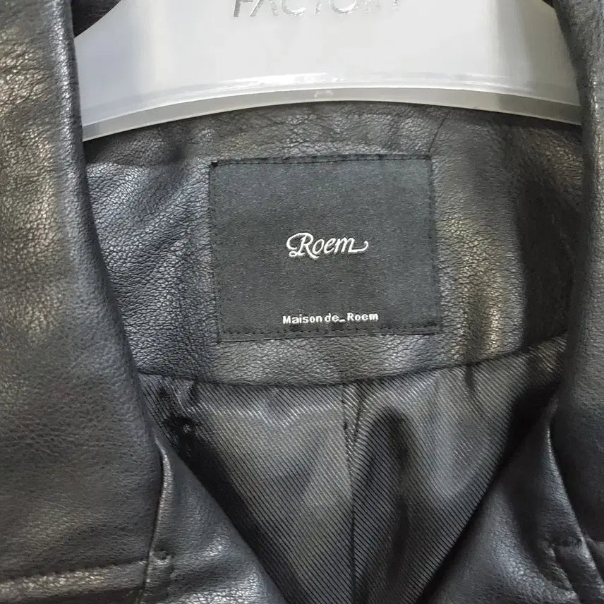 [BUNJANG] Roem Black Leather Rider Jacket (Size 88) / 로엠 블랙 레더 라이더 자켓 88