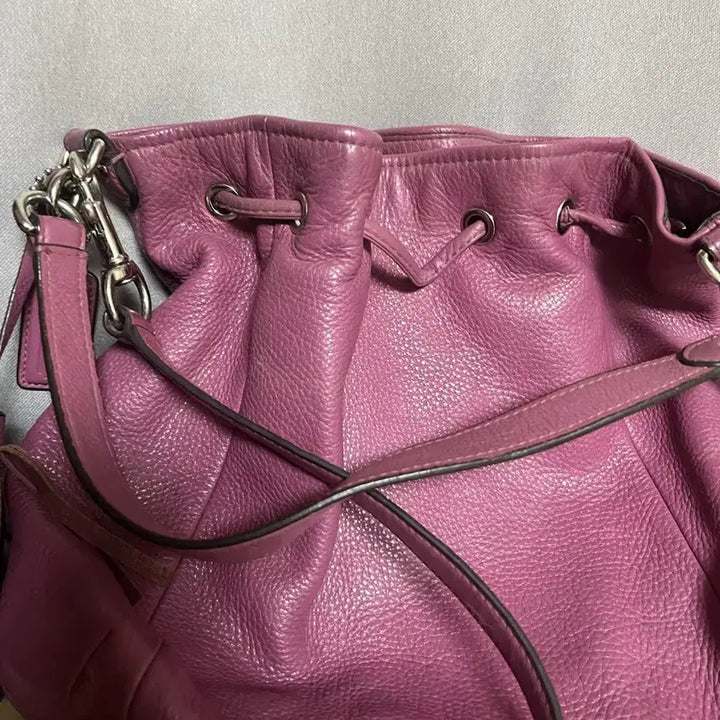 [BUNJANG] Coach Leather Bucket Bag with Tassels / 코치 가죽 버킷백 퍼플 태슬