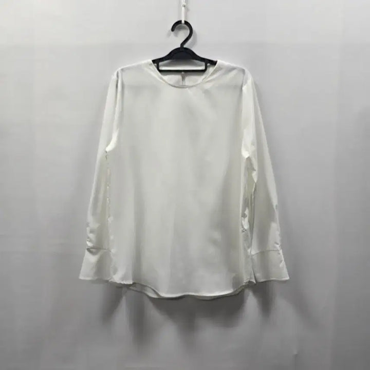 [BUNJANG] thg White Round Neck Long Sleeve Blouse / 0452 thg me 화이트 라운드넥 긴팔 블라우스 77