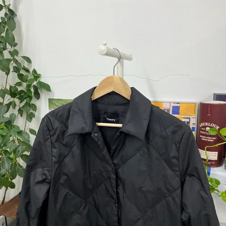 [BUNJANG] Theory Women 2024 Duck Down Padded Shirt S / 띠어리 우먼 2024 덕다운 패딩 셔츠 S