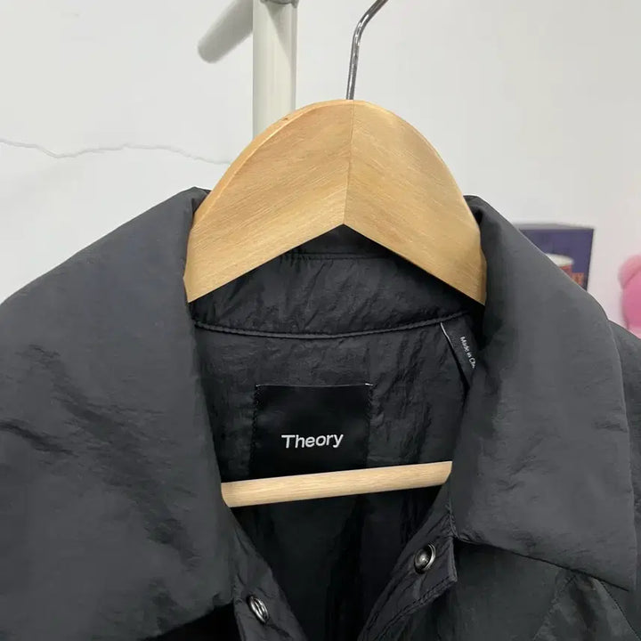 [BUNJANG] Theory Women 2024 Duck Down Padded Shirt S / 띠어리 우먼 2024 덕다운 패딩 셔츠 S