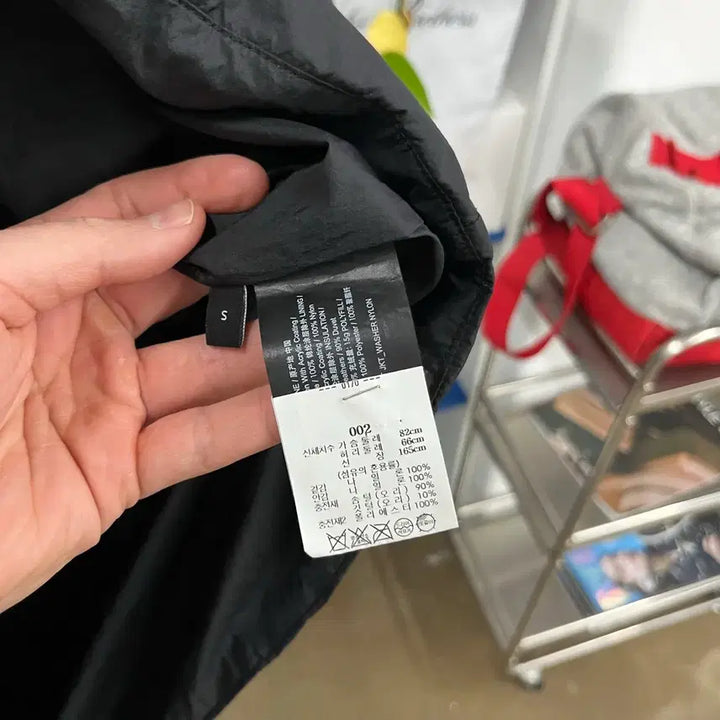 [BUNJANG] Theory Women 2024 Duck Down Padded Shirt S / 띠어리 우먼 2024 덕다운 패딩 셔츠 S