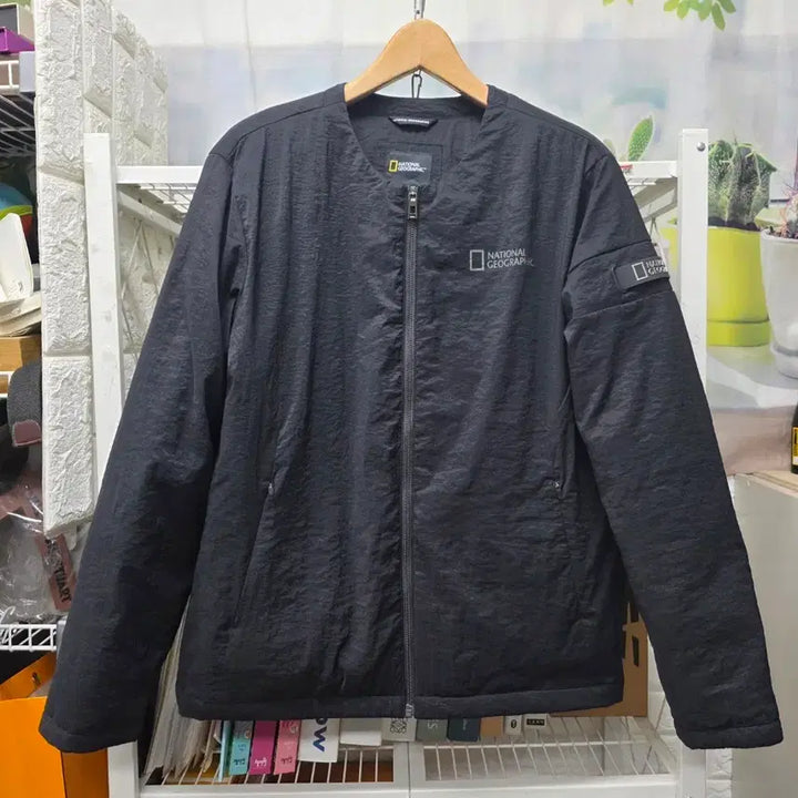 [BUNJANG] National Geographic Alios Lightweight Down Jacket / 내셔널지오그래픽 경량 다운점퍼 다운패딩 100 알리오스 넥리스 XD80