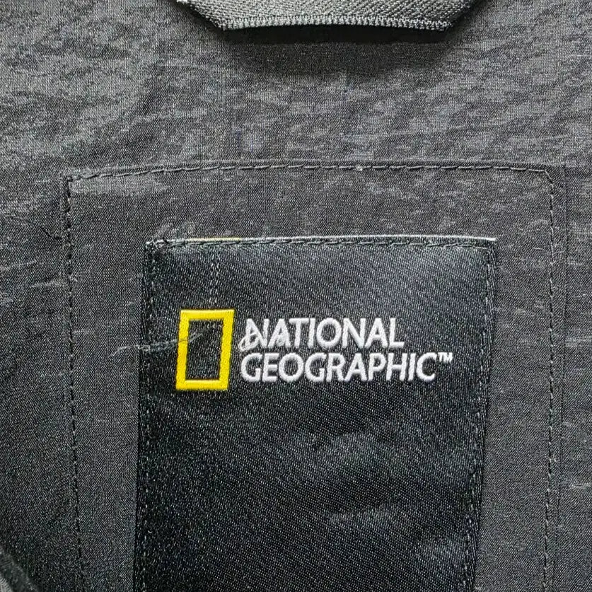 [BUNJANG] National Geographic Alios Lightweight Down Jacket / 내셔널지오그래픽 경량 다운점퍼 다운패딩 100 알리오스 넥리스 XD80