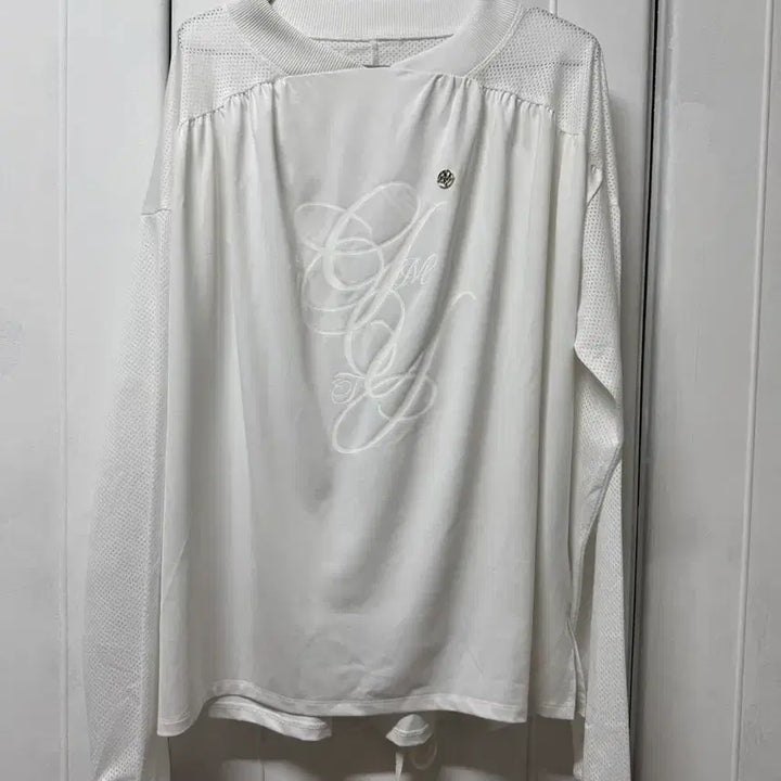 [BUNJANG] Kimitheryoung White Back Point Football Long Sleeve T-shirt / 김미더영 화이트 백포인트 풋볼 티셔츠 롱슬리브 티셔츠