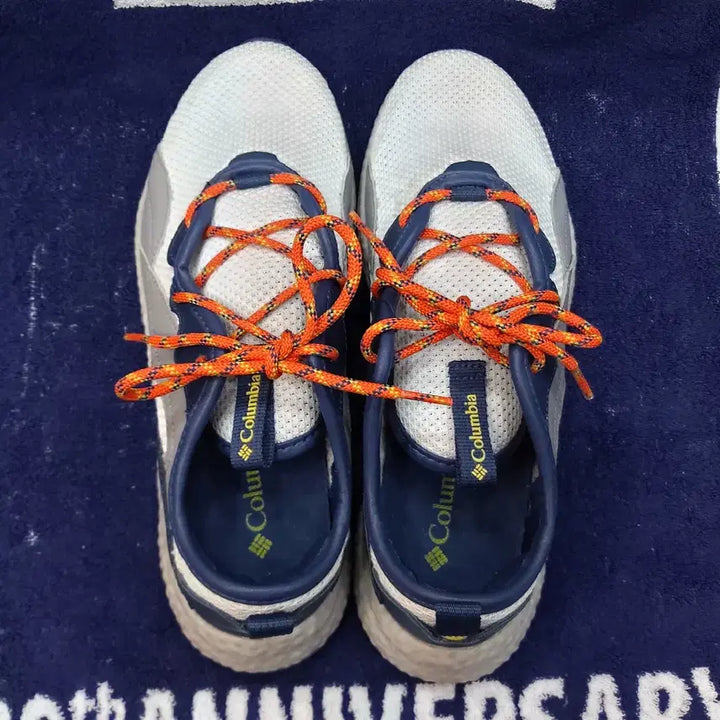 [BUNJANG] Columbia Hiking Shoes White/Navy/Orange 260mm / 컬럼비아 운동화 화이트/네이비/오렌지 260mm