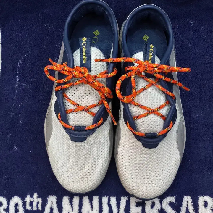 [BUNJANG] Columbia Hiking Shoes White/Navy/Orange 260mm / 컬럼비아 운동화 화이트/네이비/오렌지 260mm