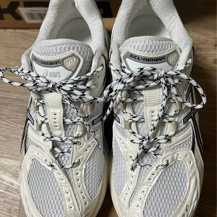 [BUNJANG] Asics Gel Nimbus 10.1 White/Ivory Shoes / 아식스 젤 님버스 10.1 화이트/아이보리 265 판매