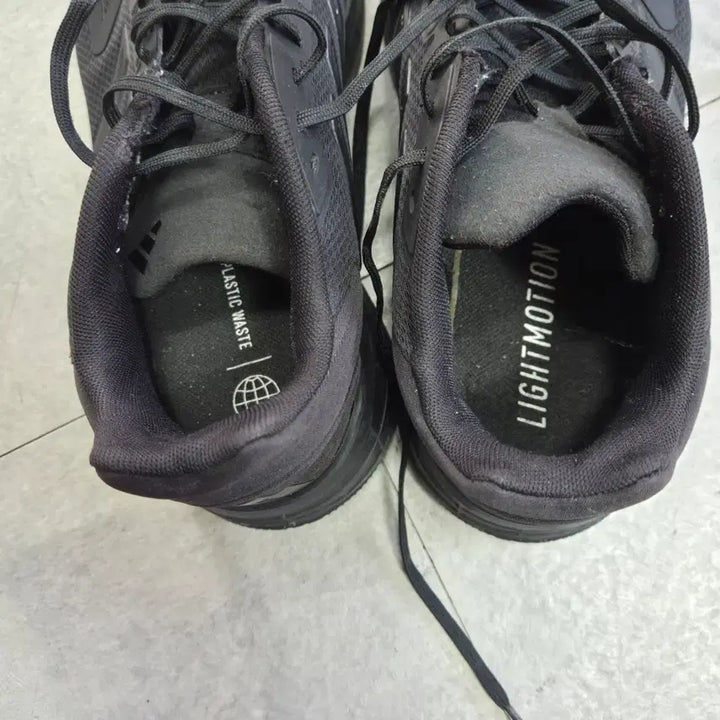 [BUNJANG] Adidas Duramo 10 Running Shoes / 아디다스 듀라모10 러닝화 270