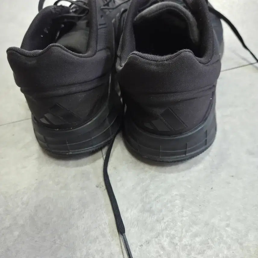 [BUNJANG] Adidas Duramo 10 Running Shoes / 아디다스 듀라모10 러닝화 270