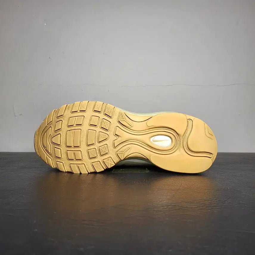 [BUNJANG] Nike Sneakers 240mm / 나이키 운동화 240m