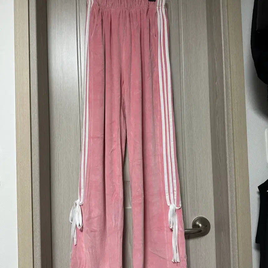 [BUNJANG] Pink Ribbon Wide Velour Velvet Pants / 핑크 리본 트랙 벨로아 벨벳 빅사이즈 와이드 팬츠 무배.
