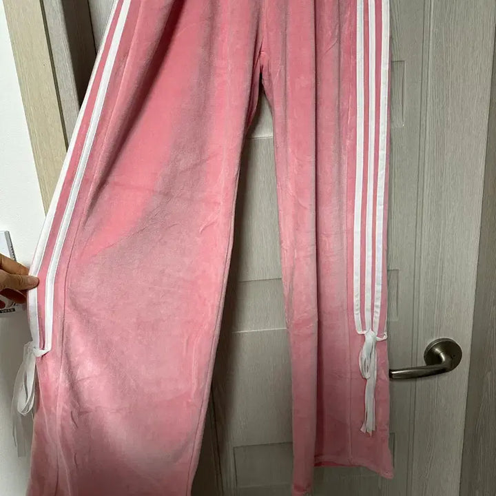 [BUNJANG] Pink Ribbon Wide Velour Velvet Pants / 핑크 리본 트랙 벨로아 벨벳 빅사이즈 와이드 팬츠 무배.