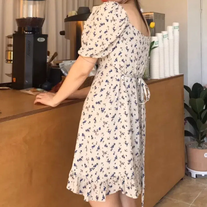 [BUNJANG] Floral Mini Short Sleeve Dress / 플라워 미니 반팔 원피스