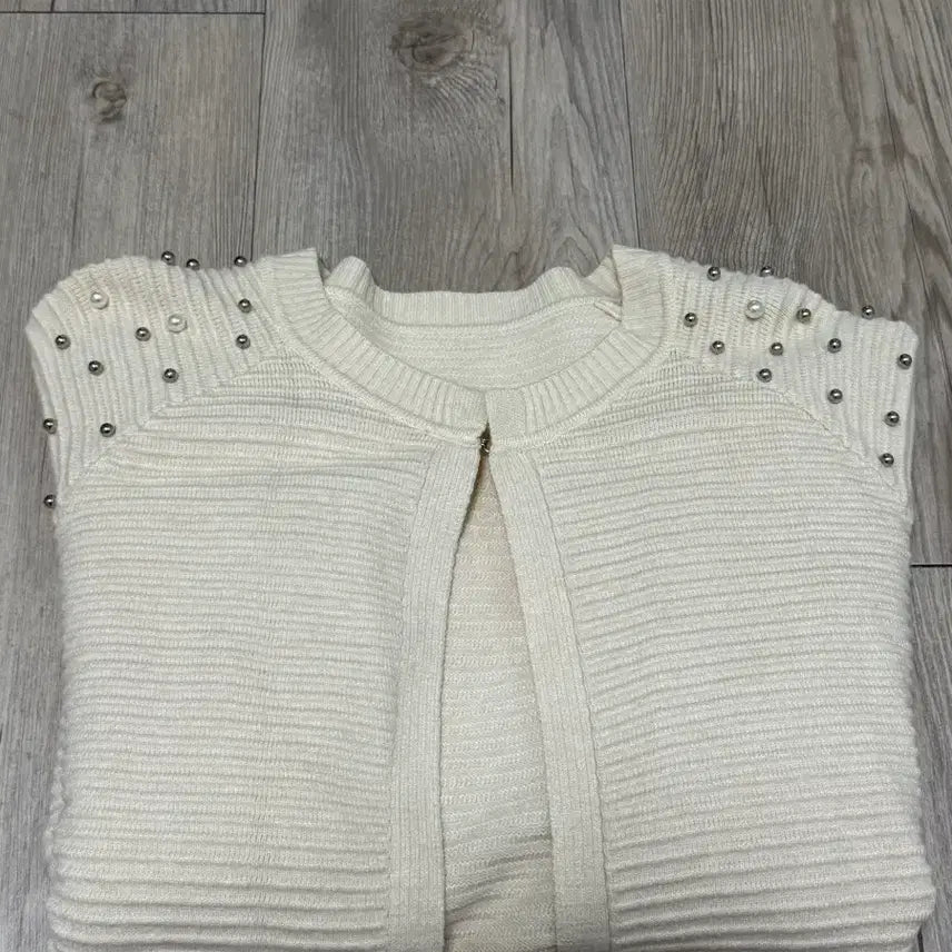 [BUNJANG] Olivia Lauren Ivory Cardigan / 올리비아 로렌 가디건