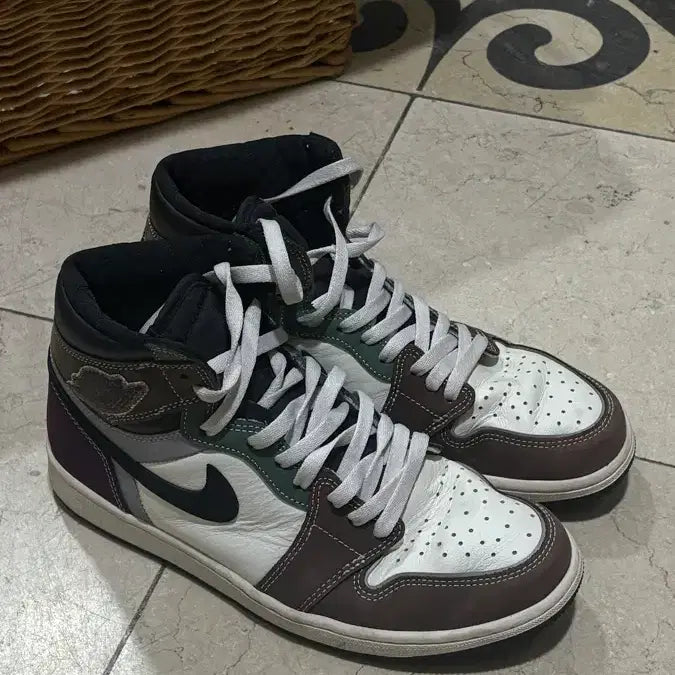 [BUNJANG] Nike Jordan 1 High Craft Sneakers / 나이키 조던1 하이 크래프트 275
