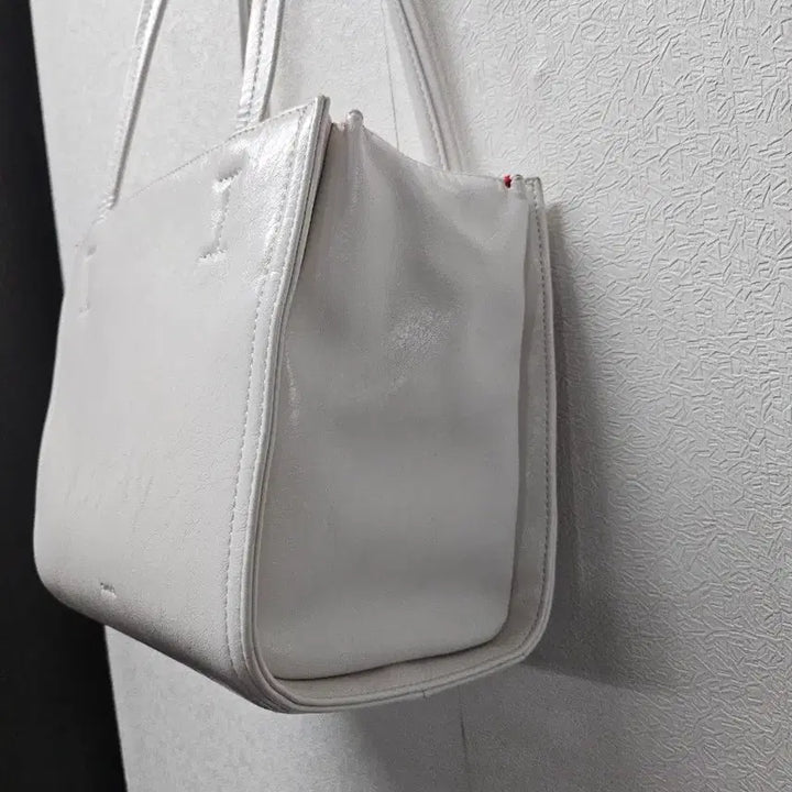 [SOLD OUT] 스탠드오일 플러피백 아이보리 토트백
