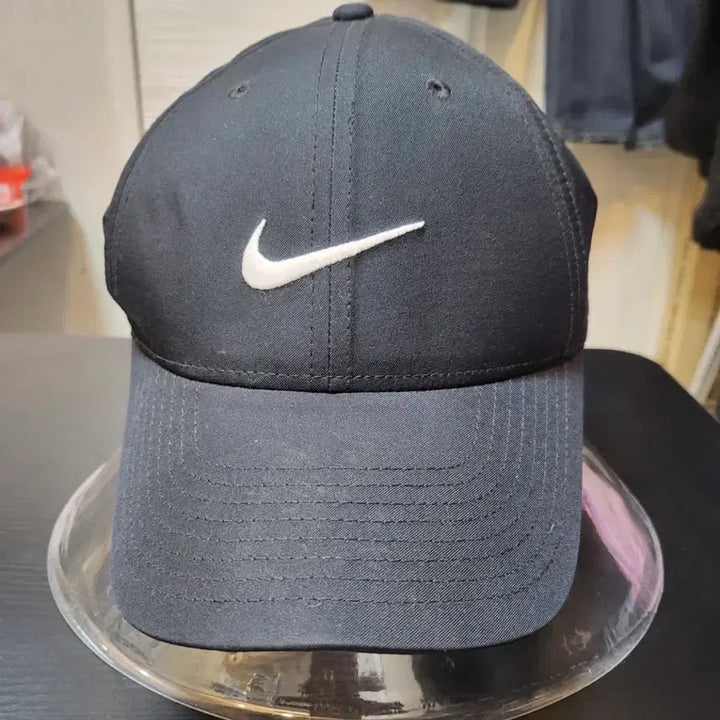 [BUNJANG] Discovery, Kangol, Nike Bundle Set of 7 Ball Caps / 디스커버리, 캉골, 나이키 볼캡 7개 일괄