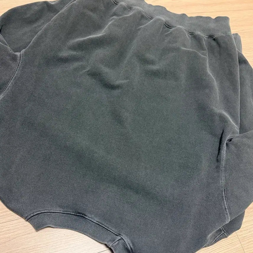 [BUNJANG] Travel 100% Cotton Pigment Sweatshirt / 트래블 면100% 피그먼트 스웨트셔츠 맨투맨 (쭈리안감) 95~100