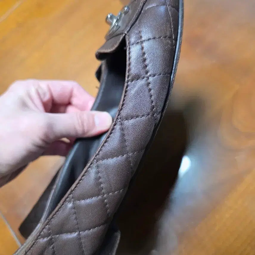 [BUNJANG] Chanel Quilted Lambskin Flat Shoes - Brown, Size 37.5 / 샤넬 정품(구매인증o) 퀼팅 플랫 슈즈 램스킨 브라운 37.5