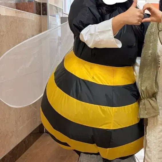 [BUNJANG] Bee Air Balloon Costume / 꿀벌 에어 벌룬 코스튬 에어슈트 의상 졸업사진