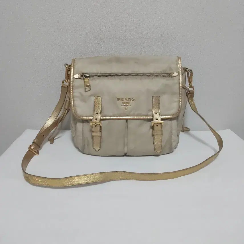 [BUNJANG] Prada Vintage Nylon Messenger Crossbody Bag / [정품] 프라다 빈티지 나일론 메신저 숄더백 크로스백
