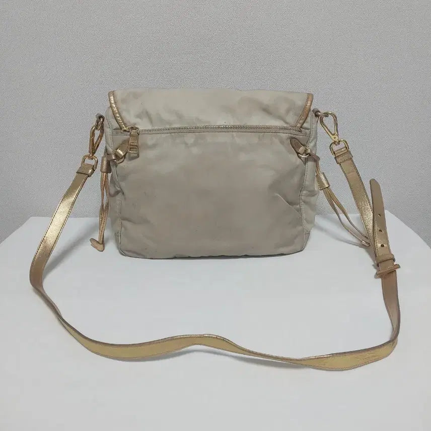 [BUNJANG] Prada Vintage Nylon Messenger Crossbody Bag / [정품] 프라다 빈티지 나일론 메신저 숄더백 크로스백