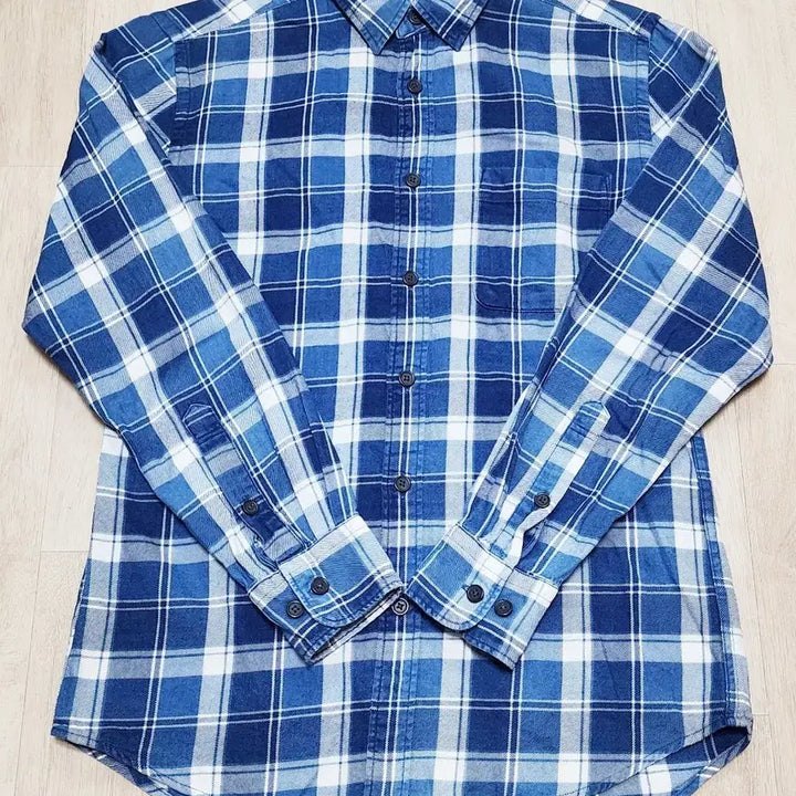 [SOLD OUT] 유니클로 카라넥 긴팔 체크 여성남방 95호(66)