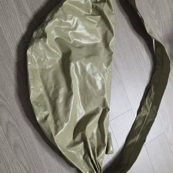 [BUNJANG] Lemaire Soft Croissant Bag Medium / 르메르 소프트 크루아상백 미디움