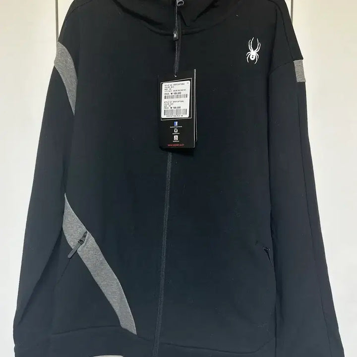 [BUNJANG] Spider Black Fleece Lined Hoodie Zip-up (Size 100) / 스파이더 블랙 기모 후드 집업 100