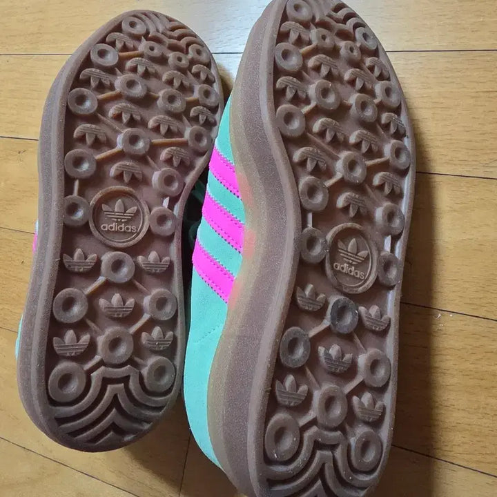 [SOLD OUT] 아디다스 가젤 민트/핑크 스웨이드 운동화
