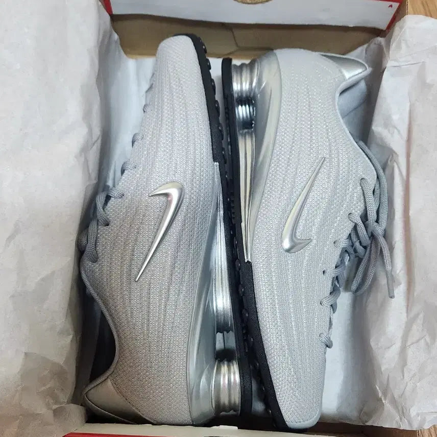 [SOLD OUT] 나이키 샥스z245