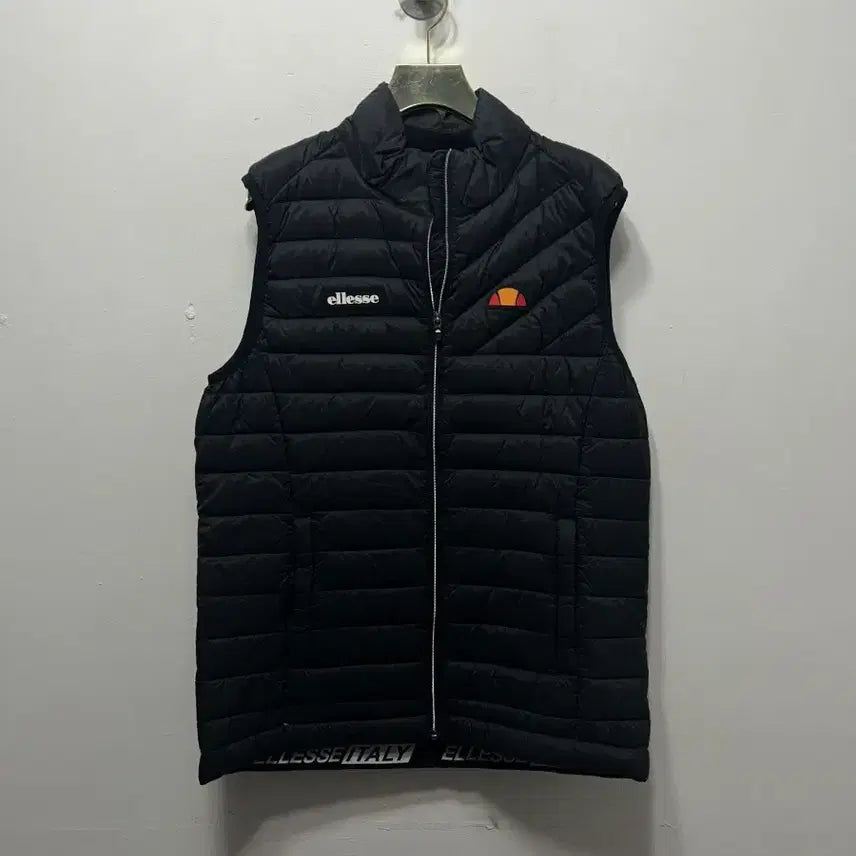 [BUNJANG] Ellesse Black Padded Vest M / 엘레쎄 블랙 패딩 조끼 M