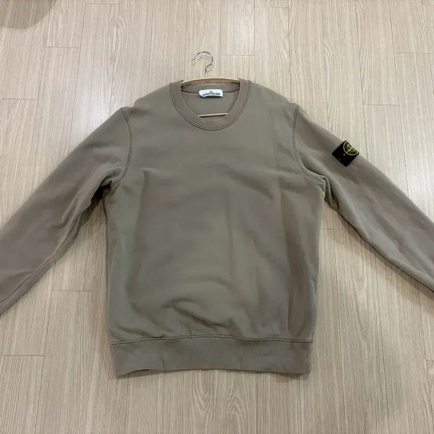 [BUNJANG] Stone Island Beige Sweatshirt / 스톤아일랜드 맨투맨 베이지