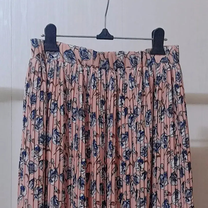 [SOLD OUT] 플라워 주름스커트 (허리밴딩)