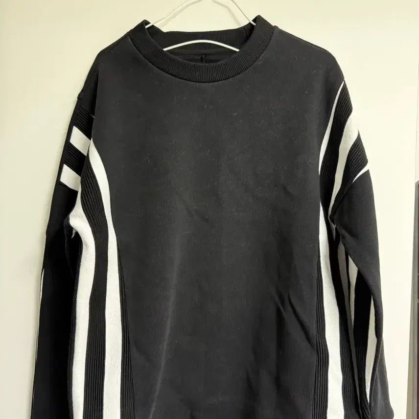 [BUNJANG] System Homme Striped Sweatshirt / 시스템옴므 블랙 스트라이프 맨투맨 티셔츠