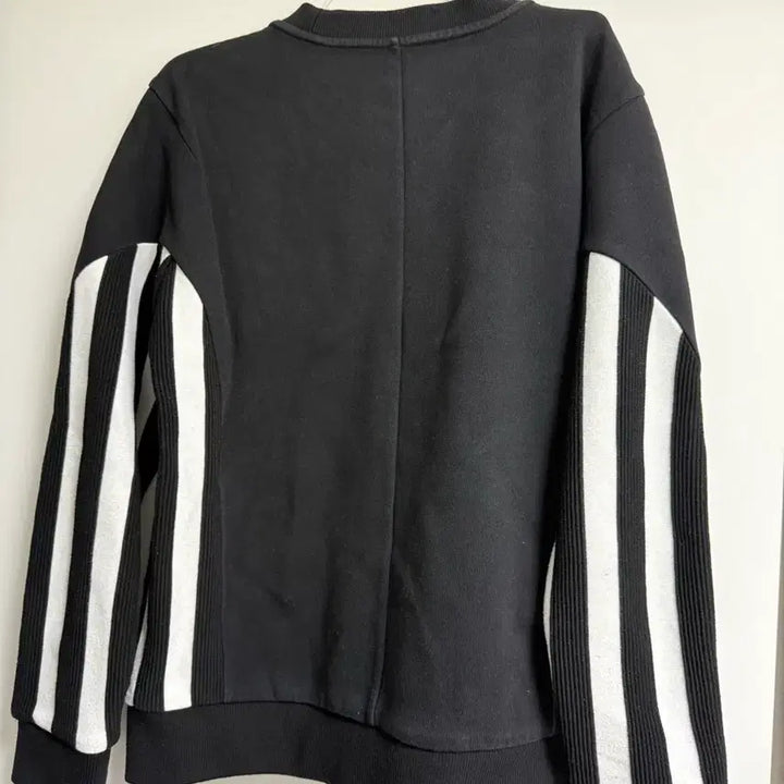 [BUNJANG] System Homme Striped Sweatshirt / 시스템옴므 블랙 스트라이프 맨투맨 티셔츠