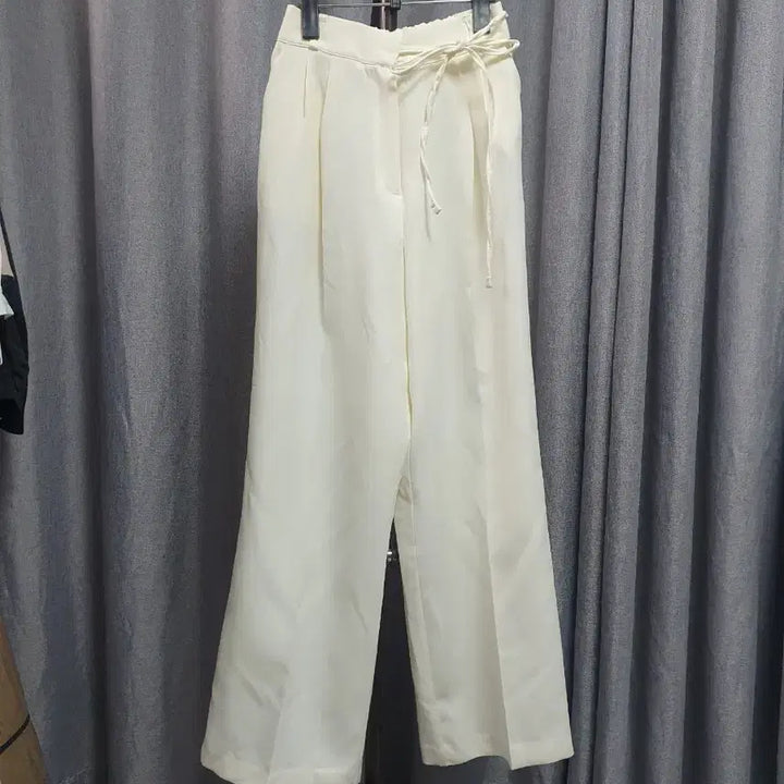 [BUNJANG] Cream Long Slacks / 크림밴딩 롱슬랙스