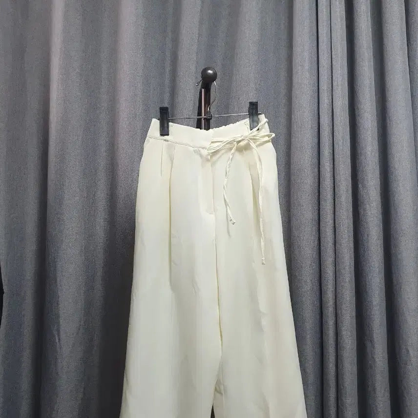 [BUNJANG] Cream Long Slacks / 크림밴딩 롱슬랙스