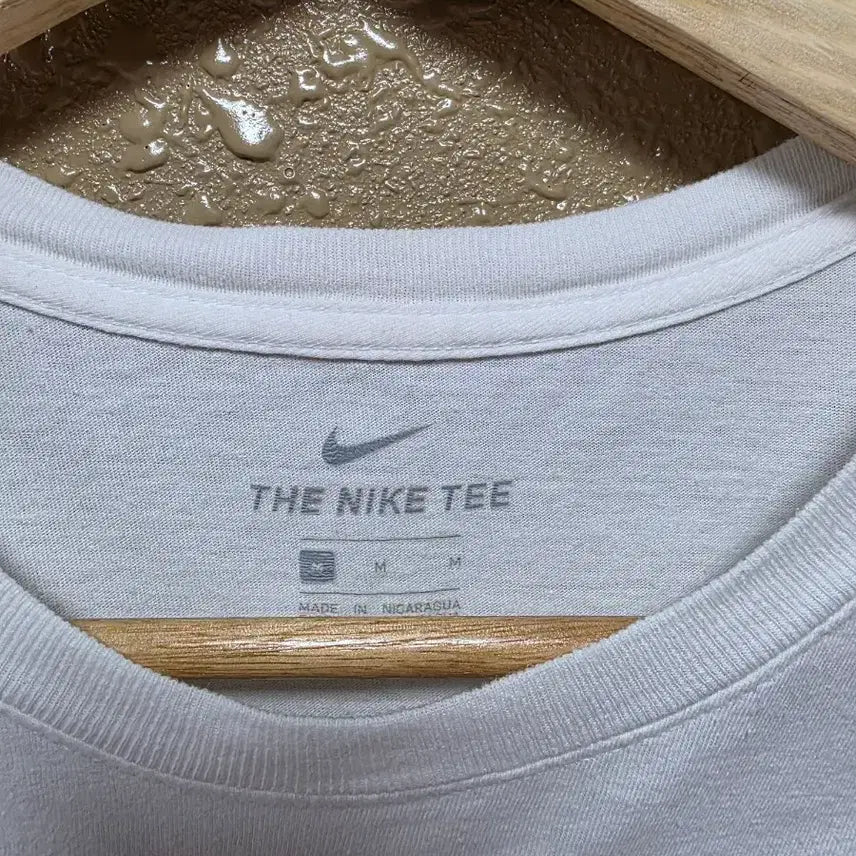 [BUNJANG] Nike Athletics Vintage T-Shirt / 나이키 애슬레틱스 티셔츠