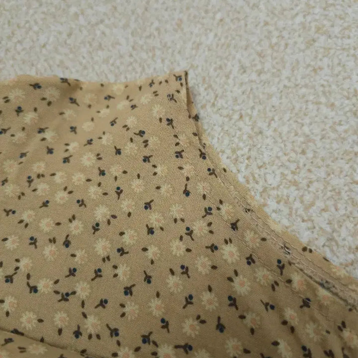 [BUNJANG] Tomotoms Floral Midi Dress / (F)토모톰스 여성 원피스 긴팔 잔꽃 베이지 모리걸