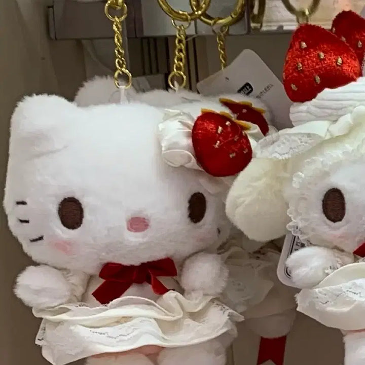 [BUNJANG] Sanrio Hello Kitty Sweet Cake Mascot Keyring / 산리오 스위트 케이크 컬렉션 마스코트 인형 키링 키홀더  헬로키티