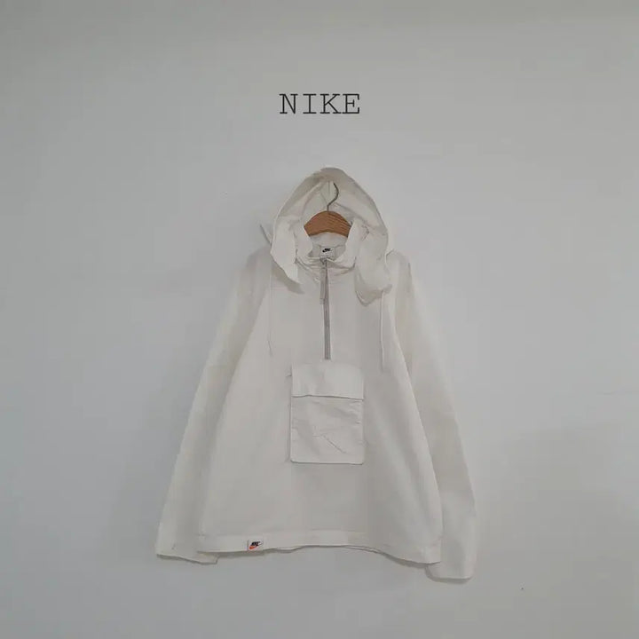 [BUNJANG] Nike White Anorak Hooded Windbreaker Jacket / No.26031803 나이키 화이트 아노락 후드 바람막이
