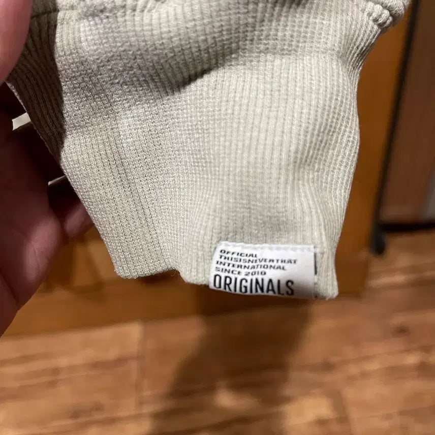 [BUNJANG] Thisisneverthat Grey Hoodie / 디스이즈네버댓 회색 후드티