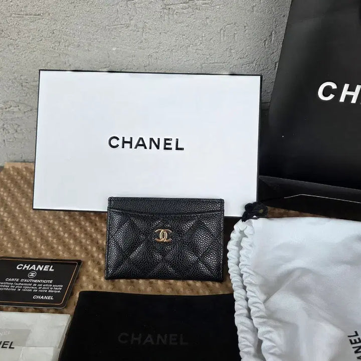 [SOLD OUT] CHANEL[정품S급] 클래식 캐비어 카드지갑