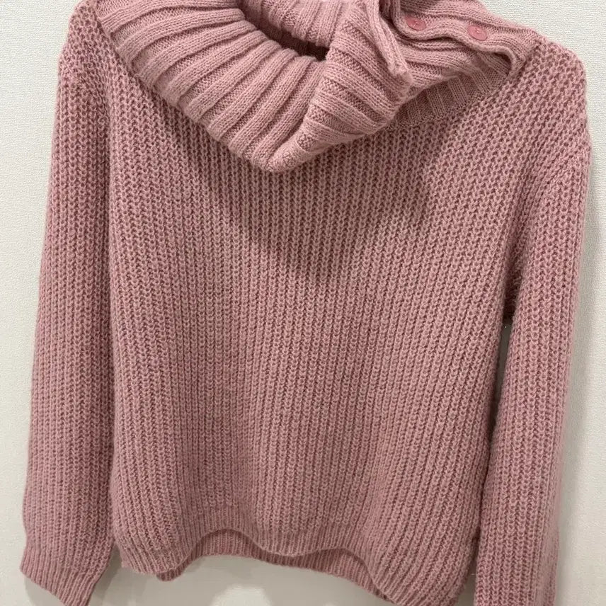 [BUNJANG] Mori Girl Pink Button Knit Top / 러블리 모리걸 핑크 버튼 목폴라 오프숄더 니트