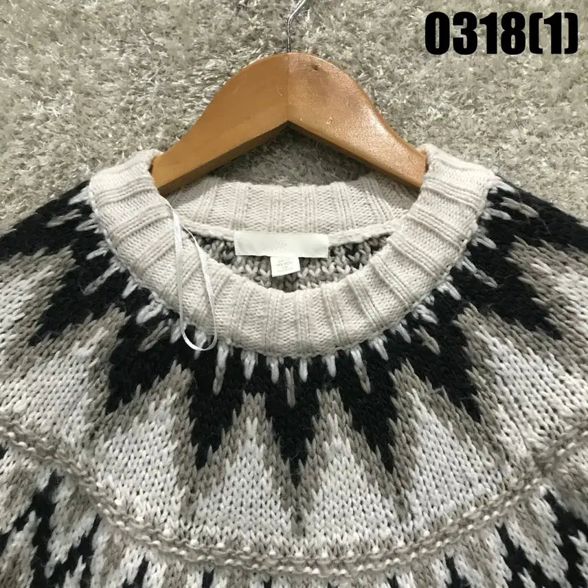 [SOLD OUT] H&amp;M 패턴 니트 스웨터 아이보리 xs