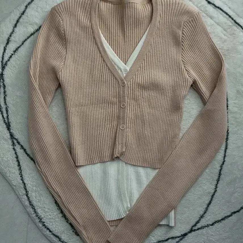 [BUNJANG] Ribbed Knit Color Block Cardigan / 골지 니트 배색 가디건
