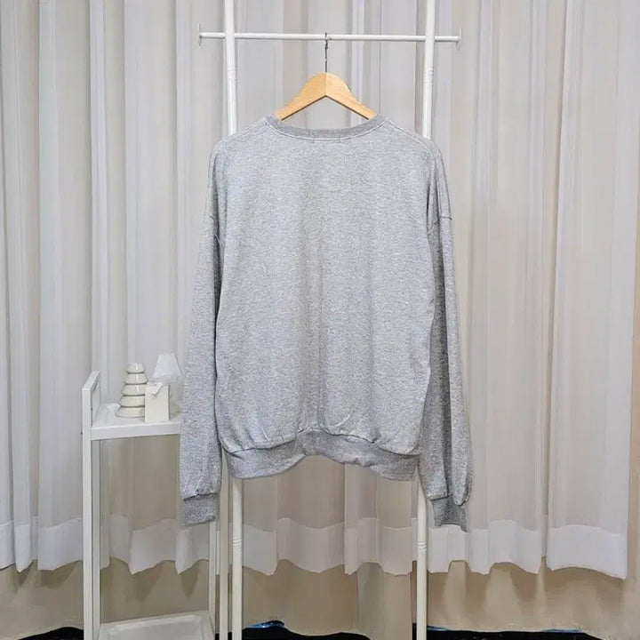 [BUNJANG] Teddy Bear Embroidered Loose Fit Gray Sweatshirt / 테디베어 자수 포인트 루즈핏 맨투맨_그레이