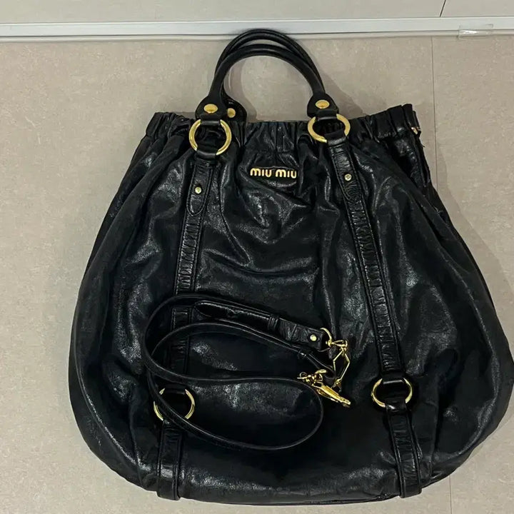[BUNJANG] Miu Miu Black Handbag / 미우미우 가방